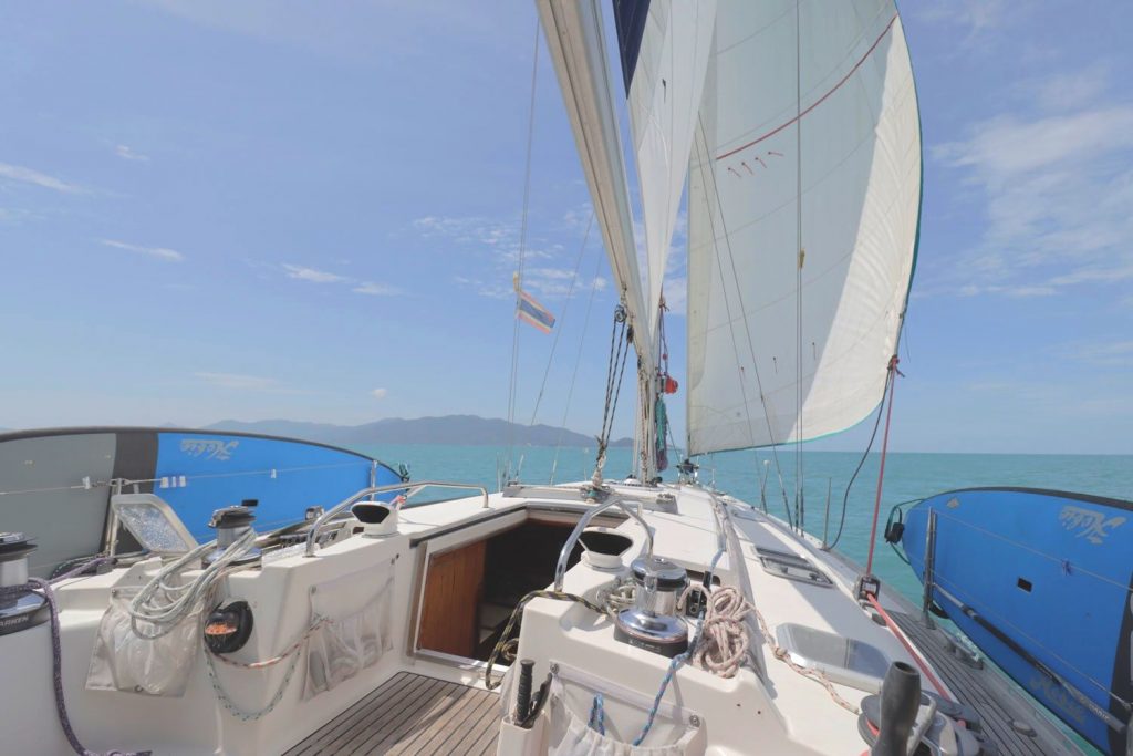 Sailing Koh Samui, Koh Phangan and Koh Tao Traveling Slow